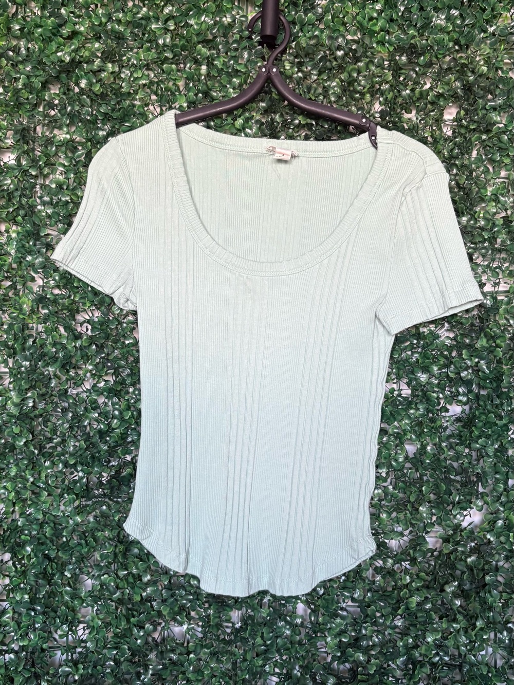 a.n.a Light Mint Ribbed Scoop Neck Short Sleeve Top
